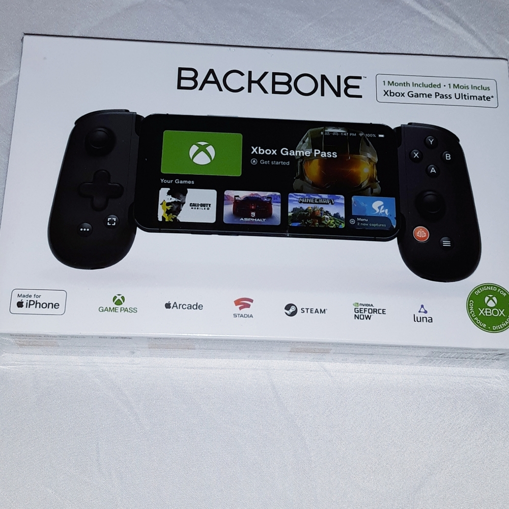 Xbox Backbone One iPhone Mobile Controller - Picture 2 of 10